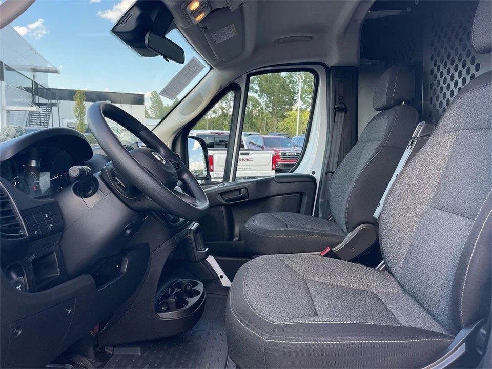 2023 Ram ProMaster - Image 9 of 12