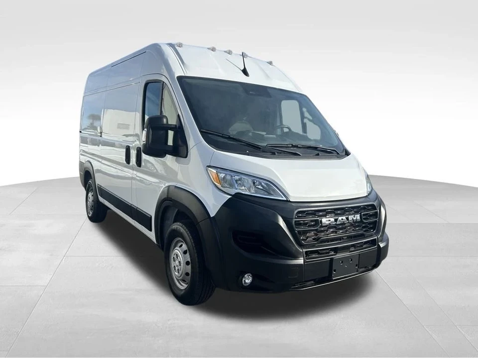 2023 Ram ProMaster - Image 2 of 12