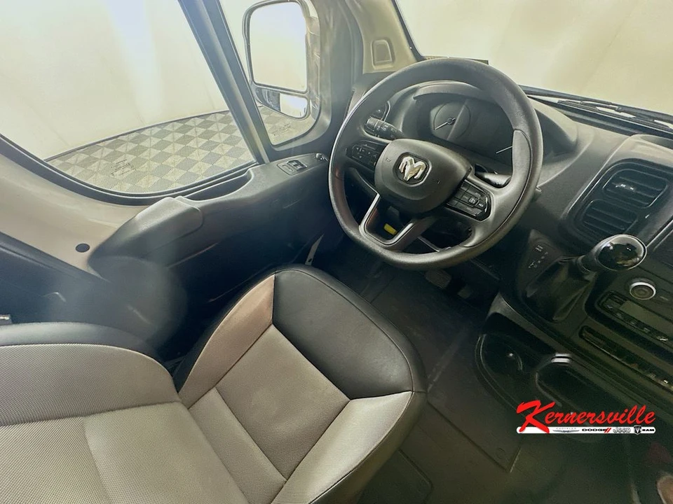 2023 Ram ProMaster - Image 9 of 21