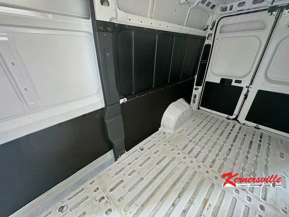 2023 Ram ProMaster - Image 12 of 21