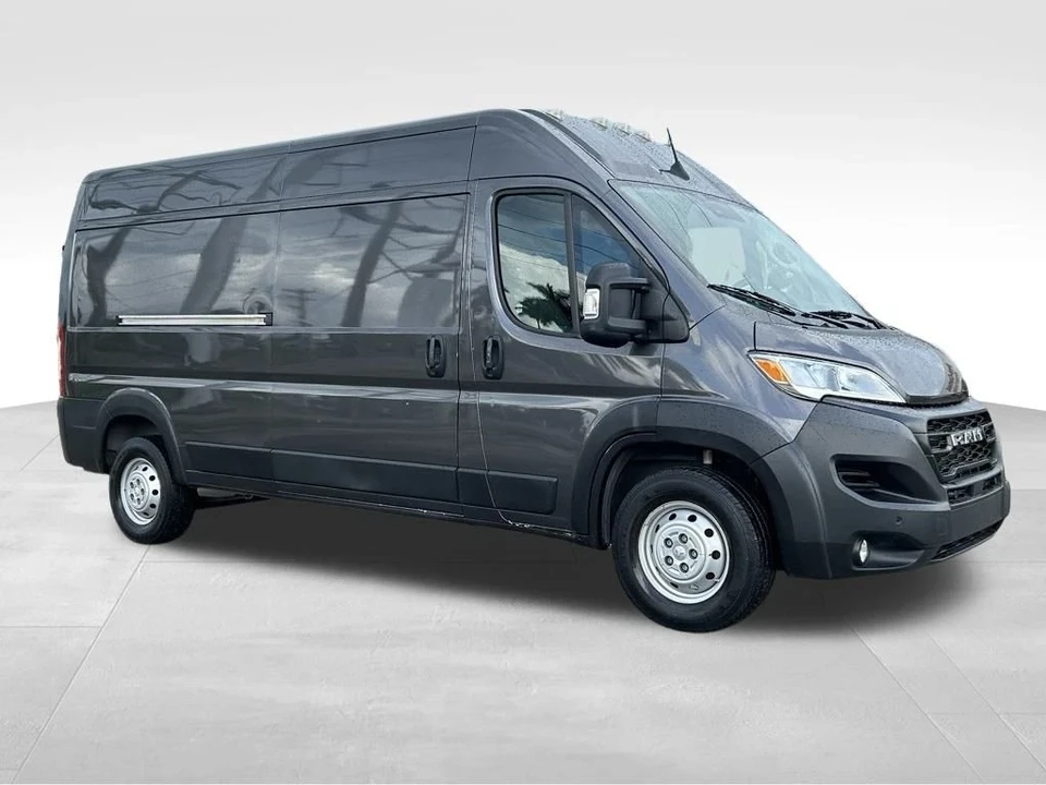 2023 Ram ProMaster - Image 2 of 12