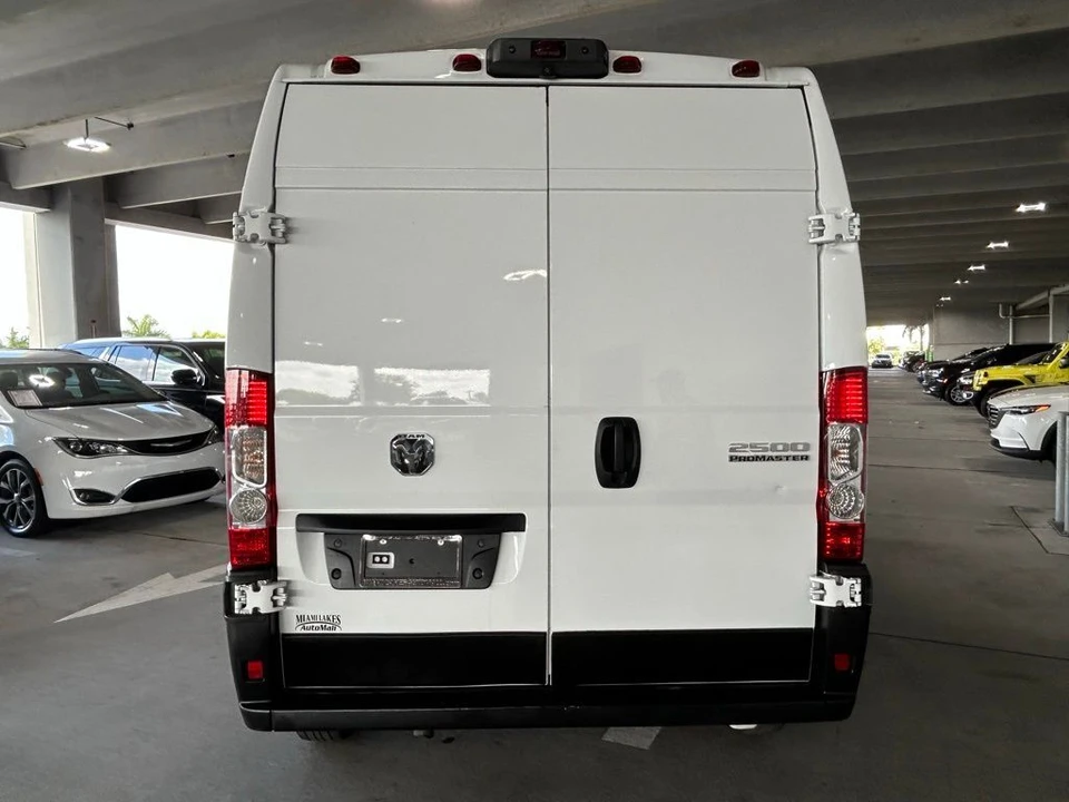 2023 Ram ProMaster - Image 5 of 12