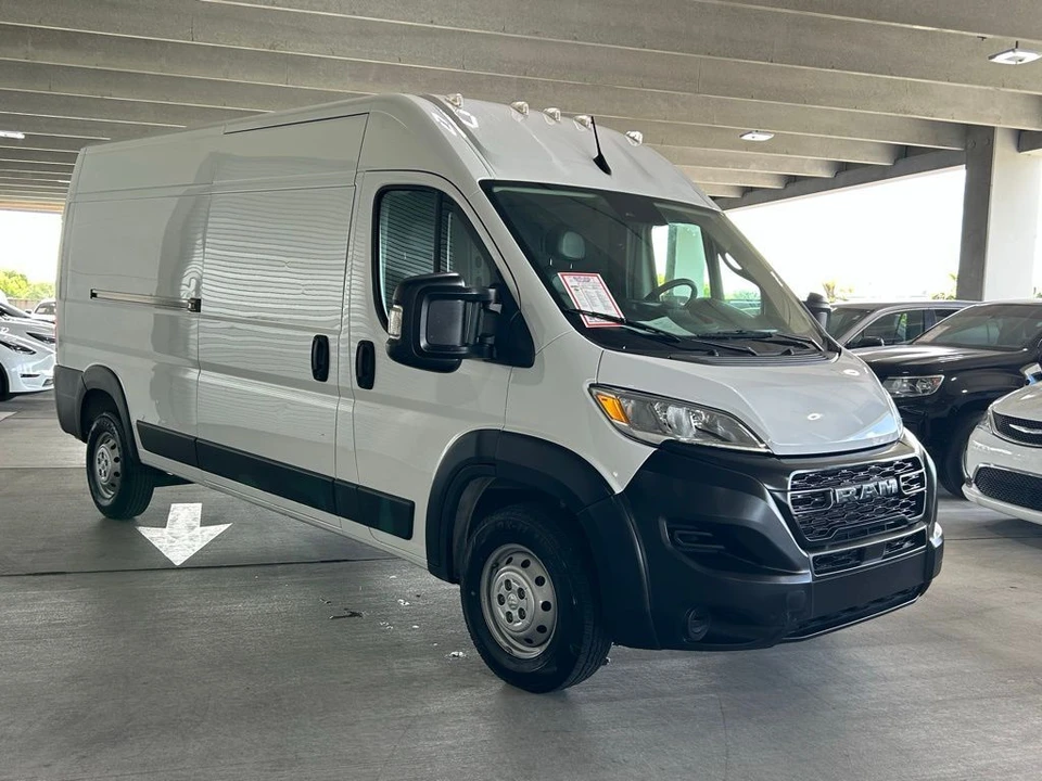 2023 Ram ProMaster - Image 2 of 12