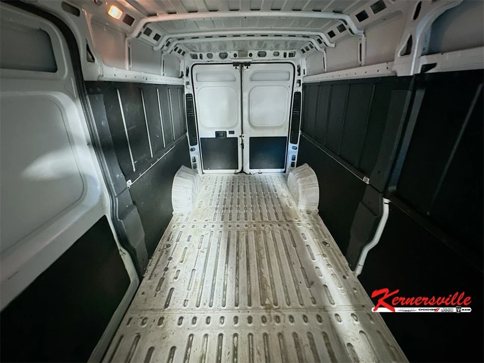 2023 Ram ProMaster - Image 13 of 21