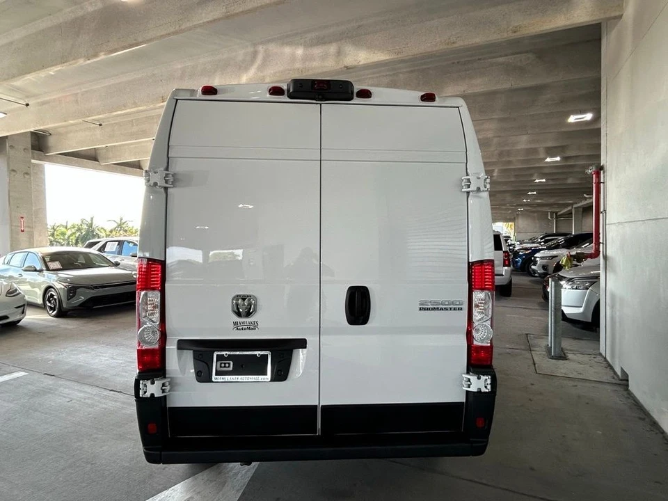 2023 Ram ProMaster - Image 4 of 12