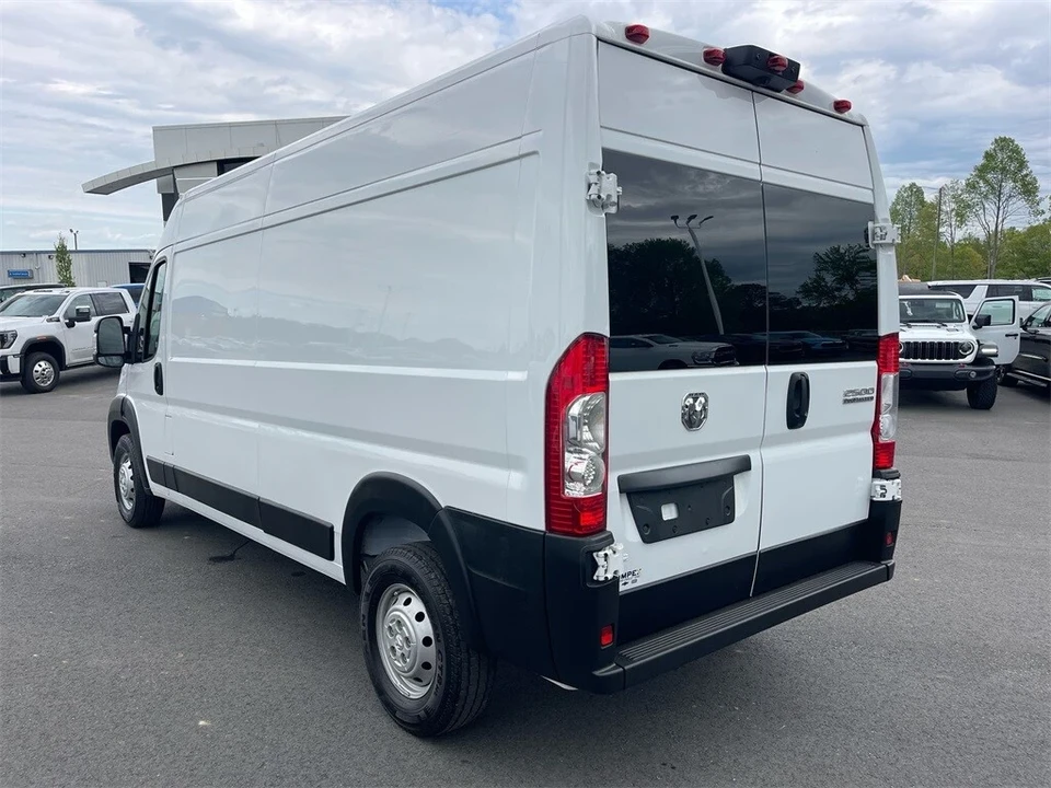 2023 Ram ProMaster - Image 3 of 12