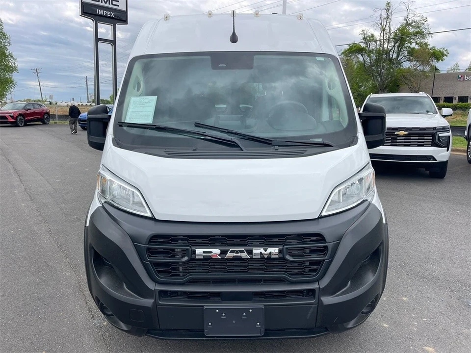 2023 Ram ProMaster - Image 8 of 12