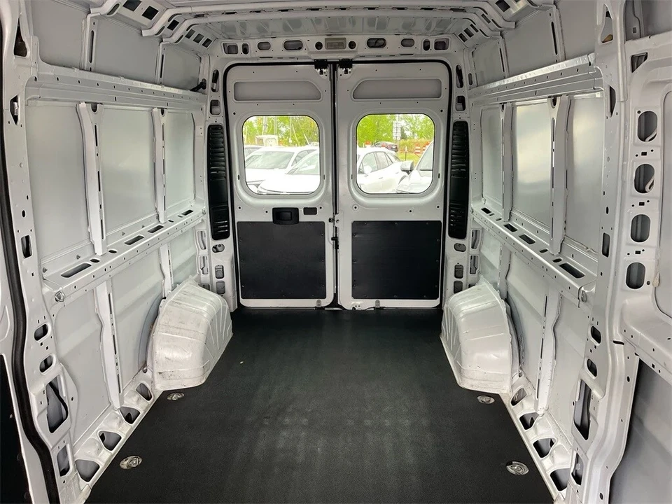 2023 Ram ProMaster - Image 10 of 12