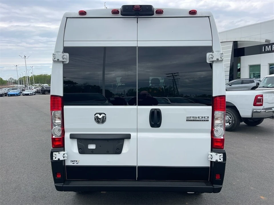 2023 Ram ProMaster - Image 4 of 12