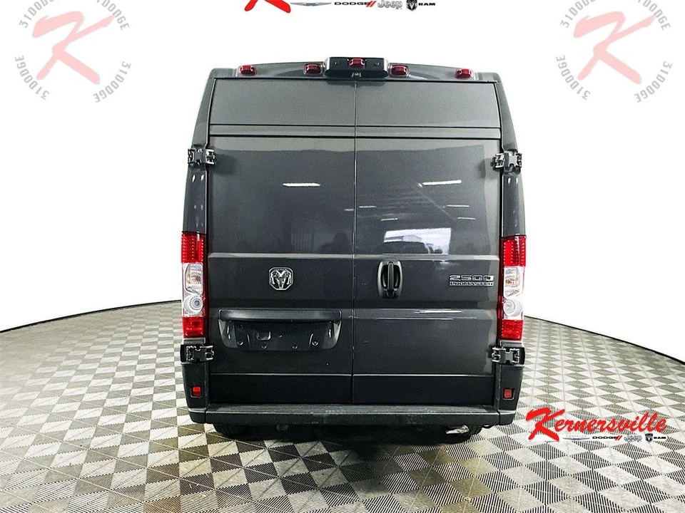 2023 Ram ProMaster - Image 6 of 12