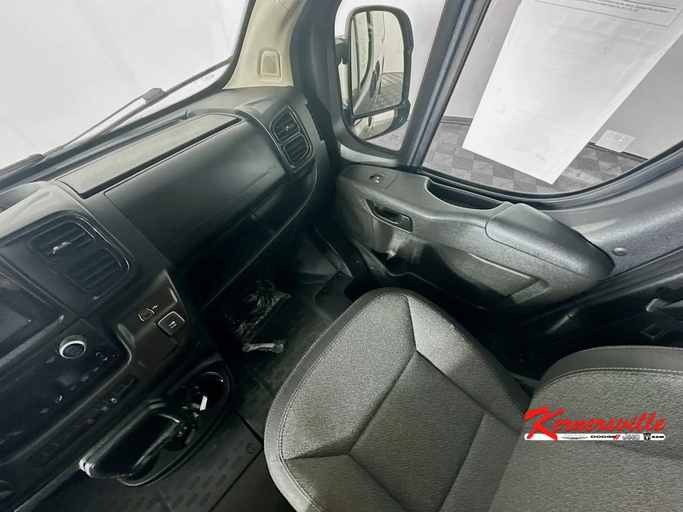 2023 Ram ProMaster - Image 11 of 21
