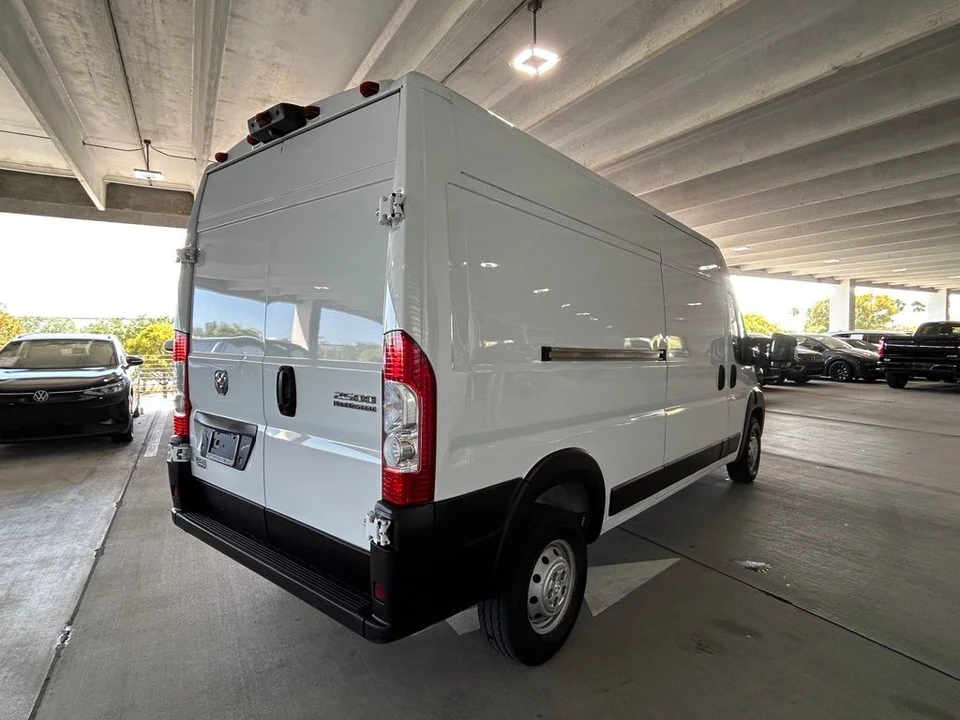 2023 Ram ProMaster - Image 4 of 12