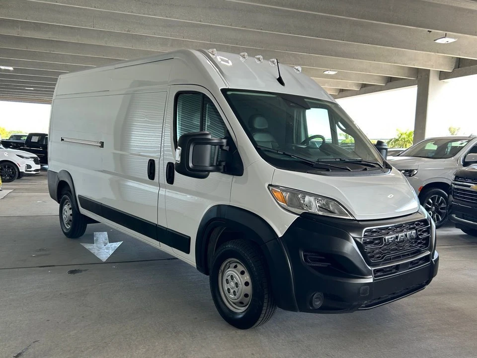 2023 Ram ProMaster - Image 2 of 12