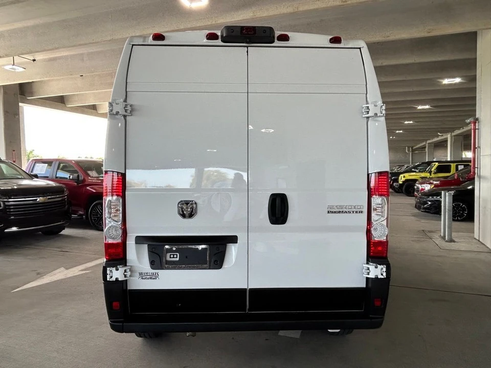 2023 Ram ProMaster - Image 5 of 12