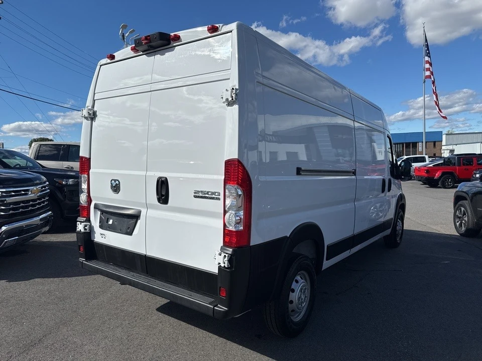 2023 Ram ProMaster - Image 5 of 12