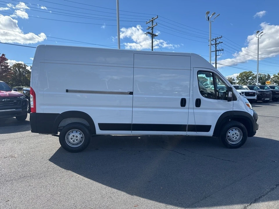 2023 Ram ProMaster - Image 6 of 12