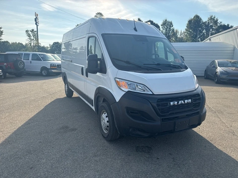 2023 Ram ProMaster - Image 4 of 6