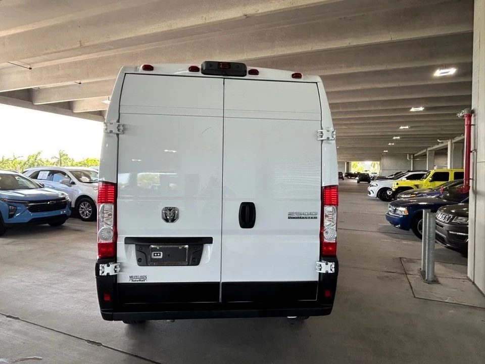 2023 Ram ProMaster - Image 5 of 12