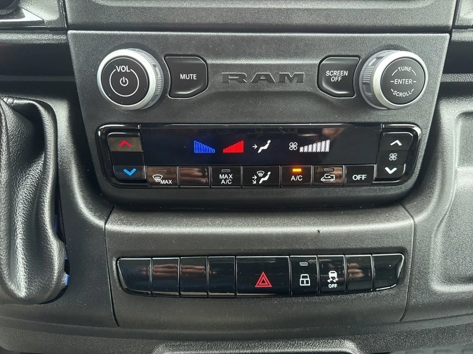 2023 Ram ProMaster - Image 17 of 21