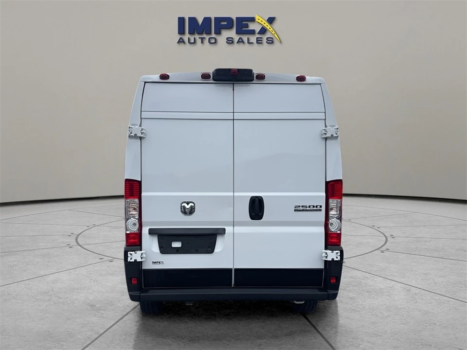 2023 Ram ProMaster - Image 4 of 12