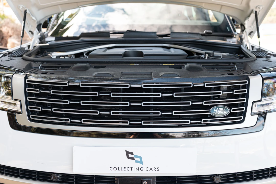 2023 Land Rover Range Rover L460 - Image 5 of 16