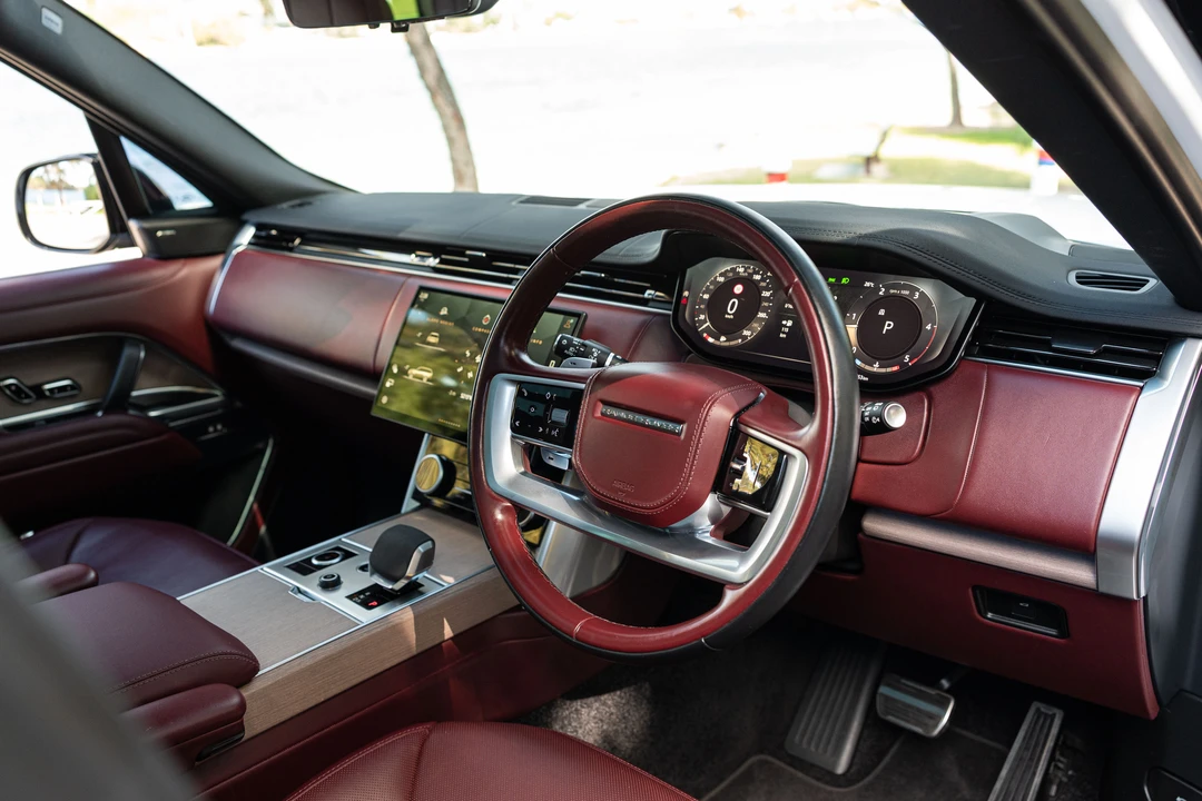 2023 Land Rover Range Rover L460 - Image 4 of 16