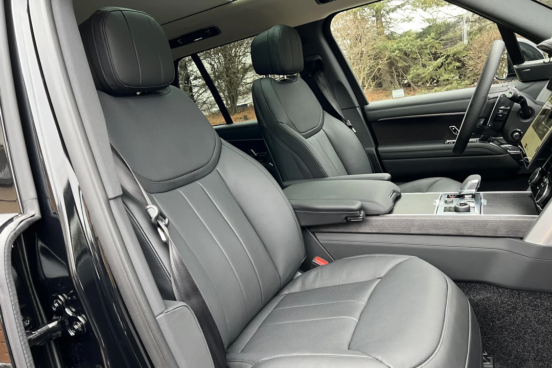 2023 Land Rover Range Rover L460 - Image 20 of 30