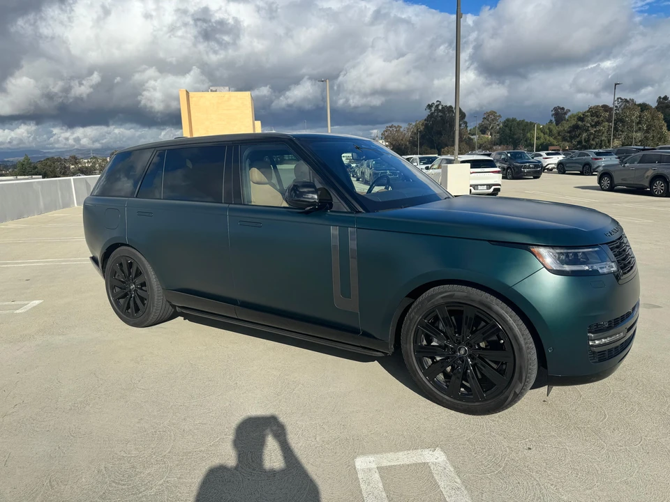 2023 Land Rover Range Rover L460 - Image 24 of 31