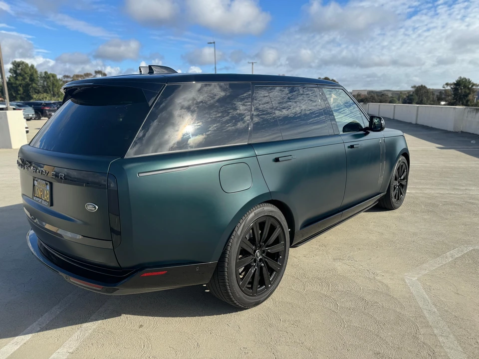 2023 Land Rover Range Rover L460 - Image 18 of 31