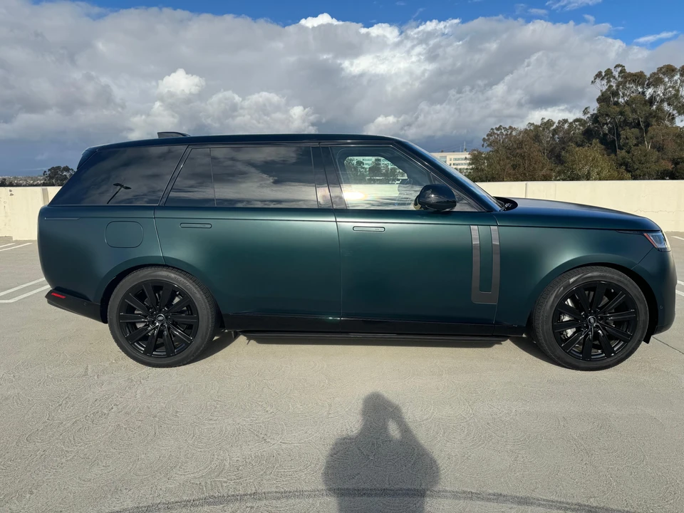 2023 Land Rover Range Rover L460 - Image 21 of 31