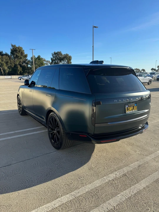 2023 Land Rover Range Rover L460 - Image 15 of 31