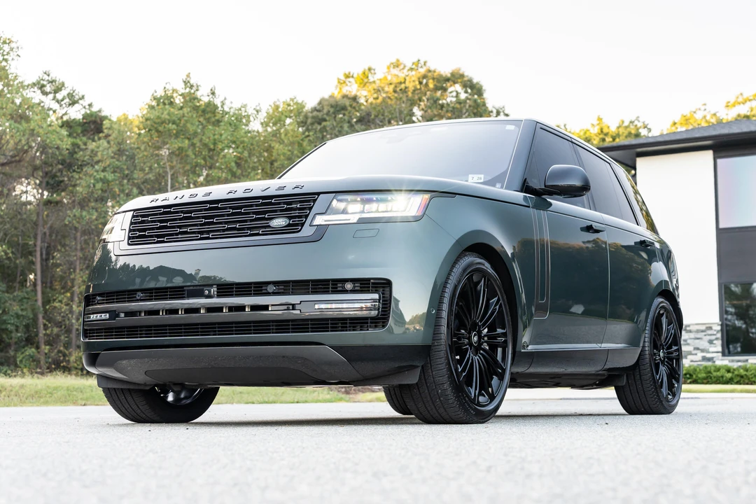 2023 Land Rover Range Rover L460 - Image 8 of 31