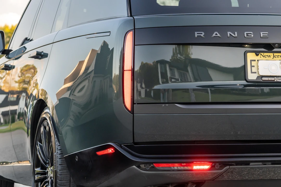 2023 Land Rover Range Rover L460 - Image 21 of 31
