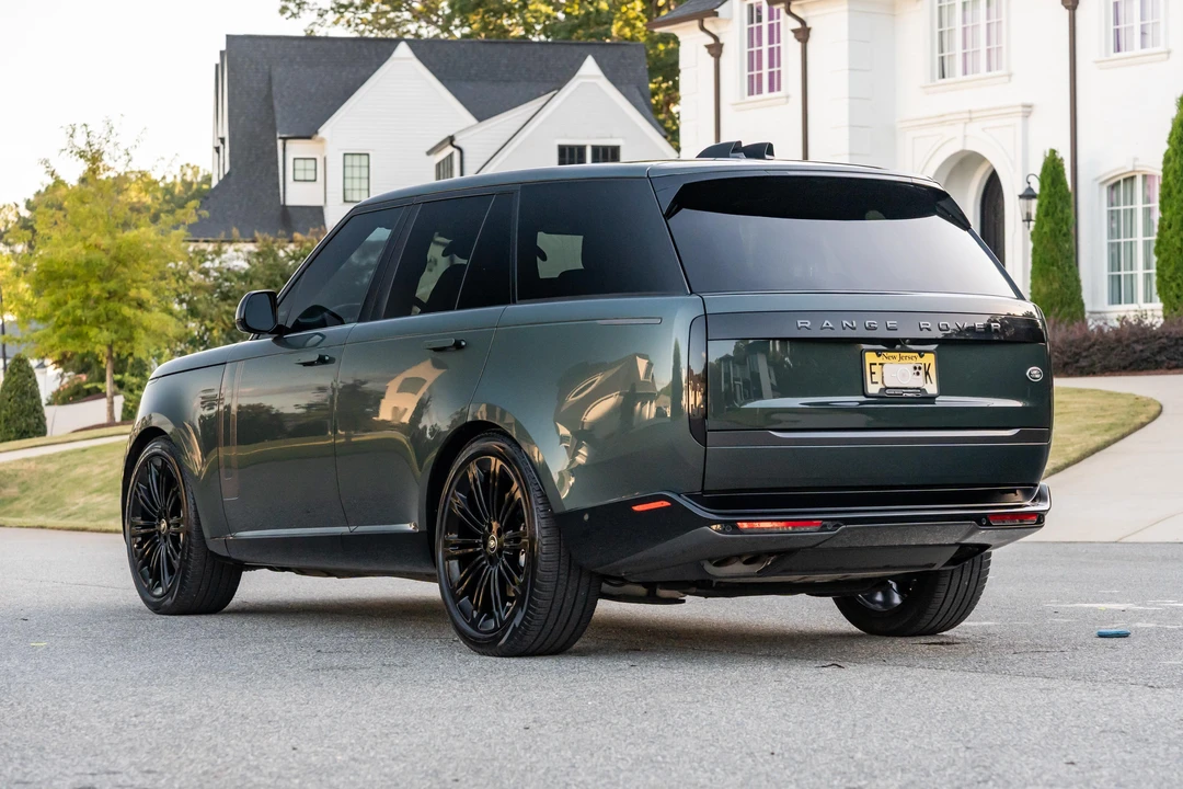 2023 Land Rover Range Rover L460 - Image 4 of 31