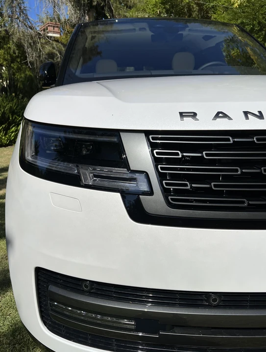 2023 Land Rover Range Rover L460 - Image 24 of 31