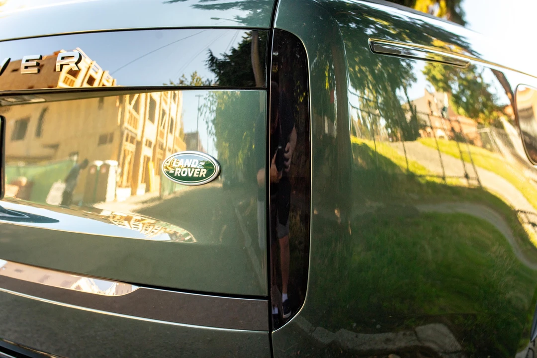2023 Land Rover Range Rover L460 - Image 19 of 31