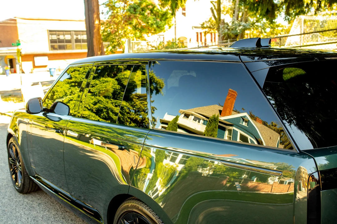 2023 Land Rover Range Rover L460 - Image 16 of 31