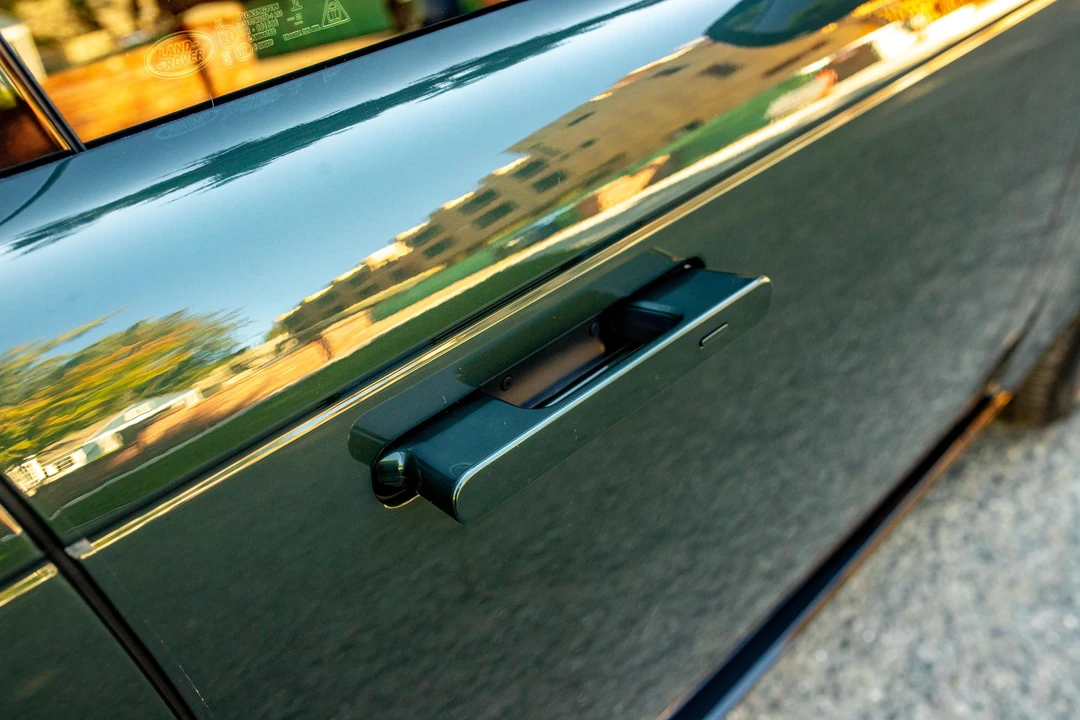 2023 Land Rover Range Rover L460 - Image 23 of 31