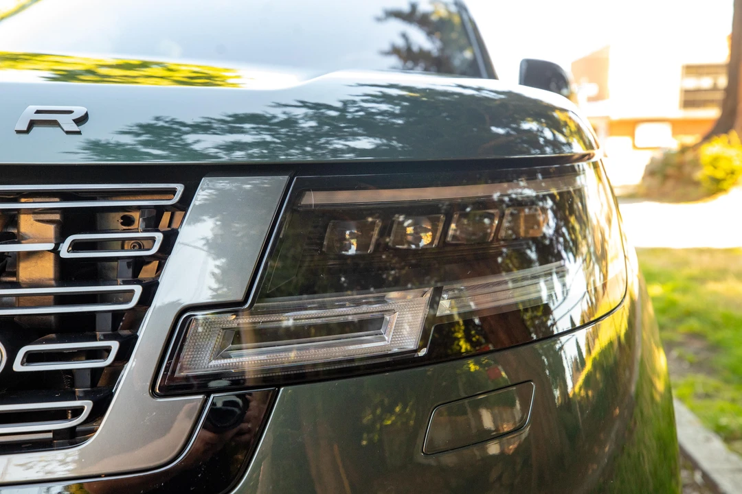 2023 Land Rover Range Rover L460 - Image 11 of 31