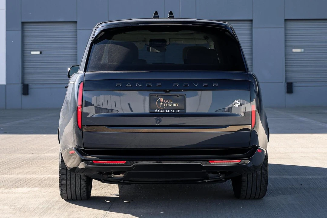 2023 Land Rover Range Rover L460 - Image 5 of 31