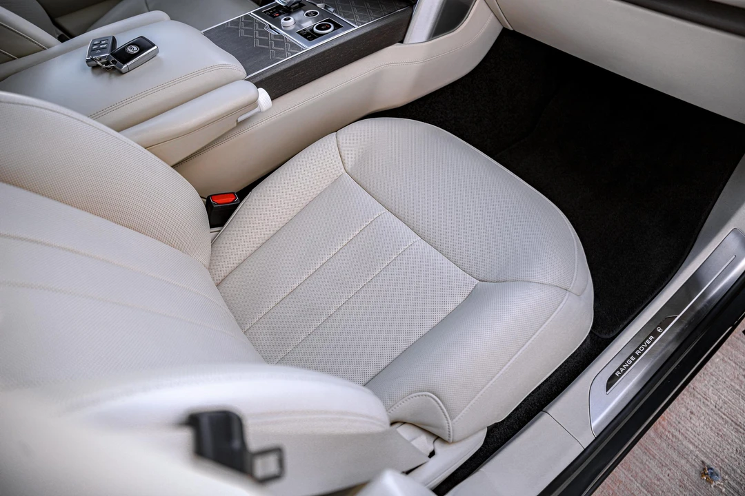 2023 Land Rover Range Rover L460 - Image 31 of 31