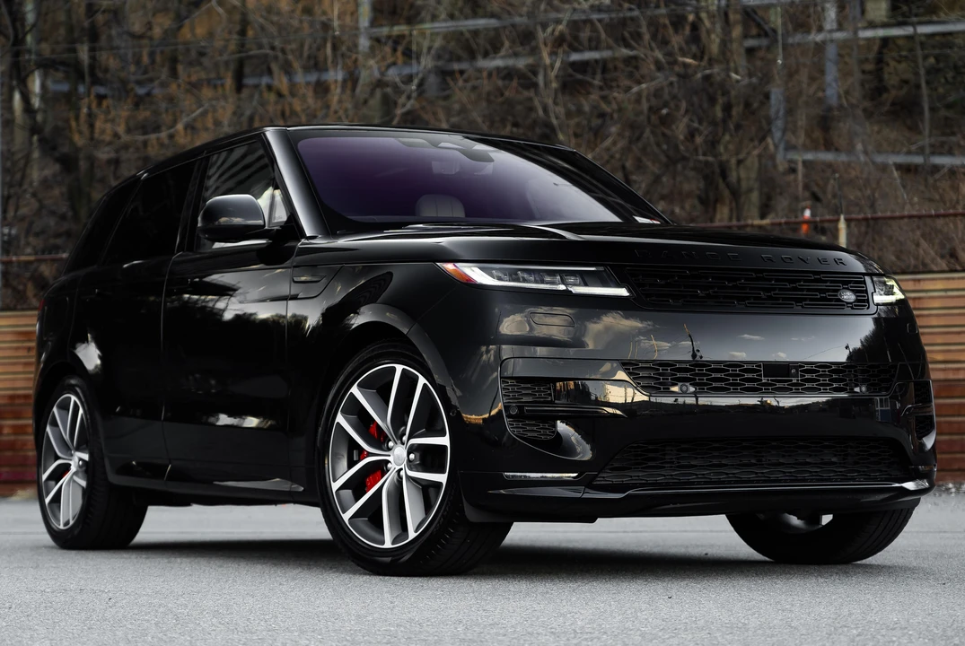 2023 Land Rover Range Rover Sport L461 - Image 11 of 31
