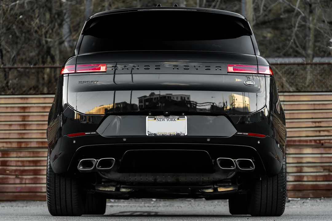 2023 Land Rover Range Rover Sport L461 - Image 8 of 31