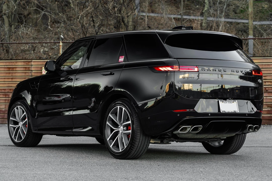 2023 Land Rover Range Rover Sport L461 - Image 4 of 31