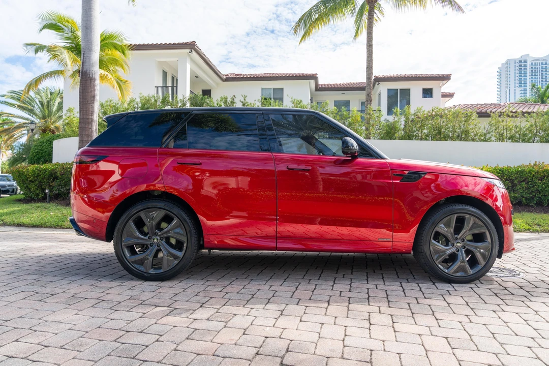 2023 Land Rover Range Rover Sport L461 - Image 8 of 31