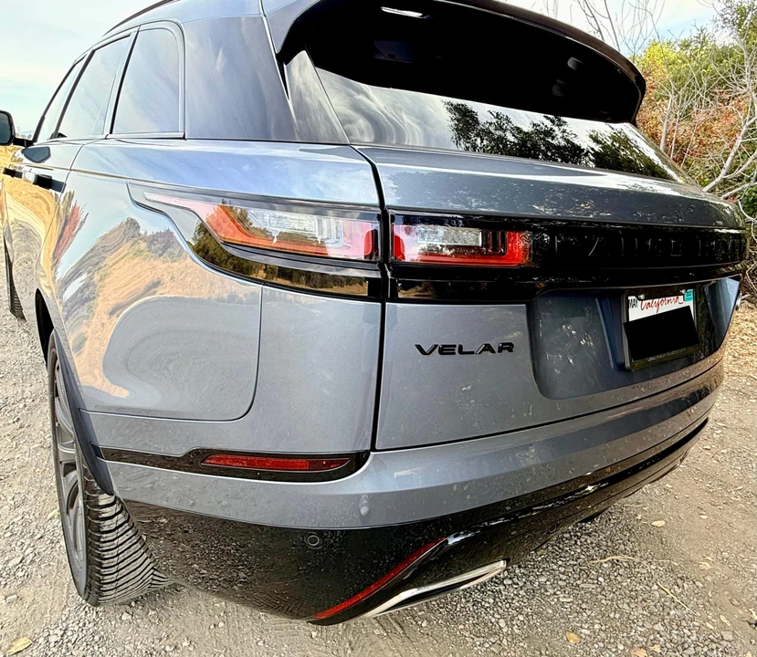 2023 Land Rover Range Rover Velar - Image 9 of 31