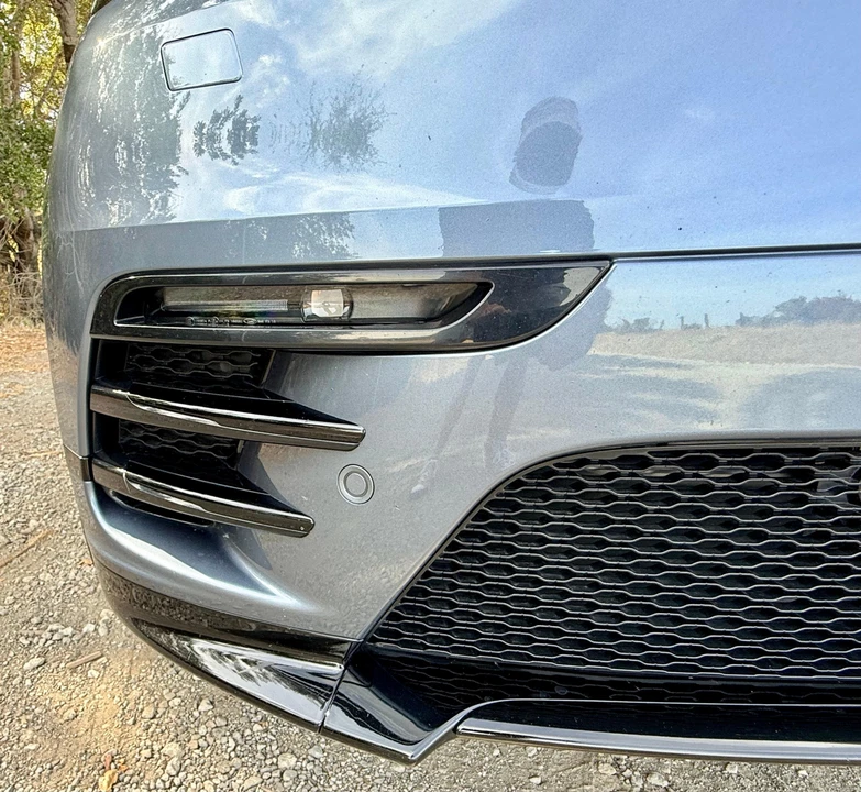 2023 Land Rover Range Rover Velar - Image 14 of 31