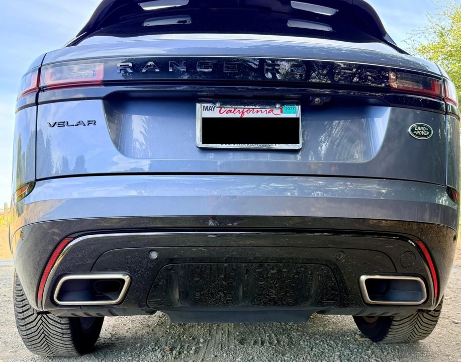 2023 Land Rover Range Rover Velar - Image 10 of 31