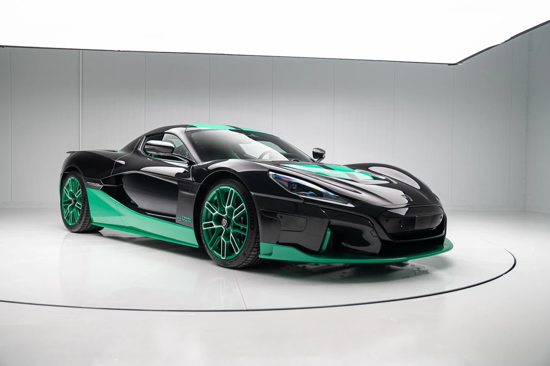 2023 Rimac Nevera - Image 10 of 31
