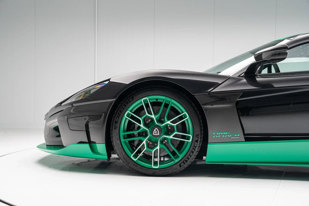 2023 Rimac Nevera - Image 11 of 31